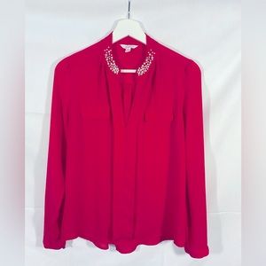 Fuschia Candie’s women’s blouse with pearl embellishments